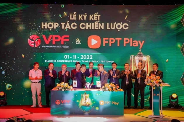 V-League sắp có VAR, đá theo lịch Ngoại hạng Anh