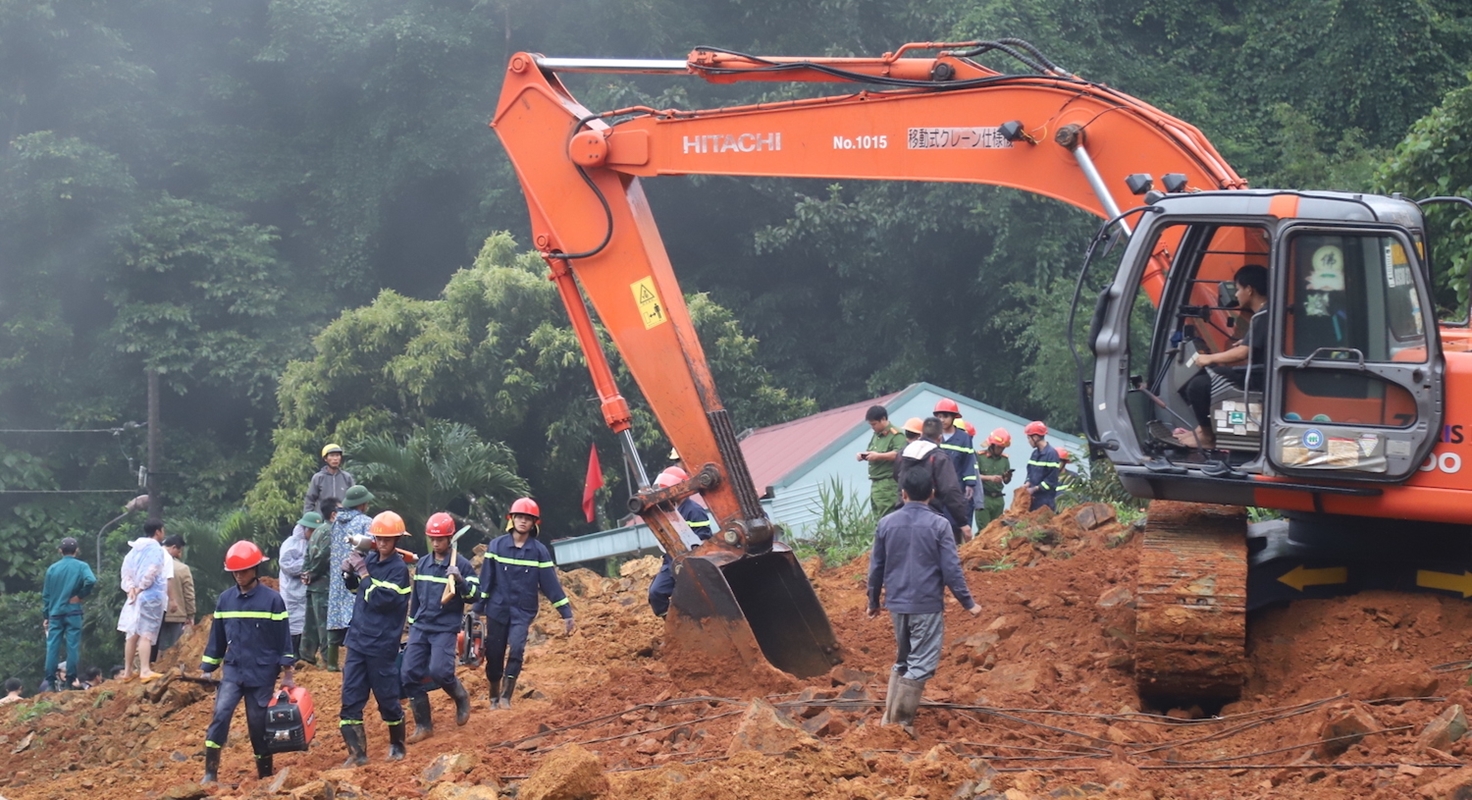 Đã tìm thấy thi thể của 4 nạn nhân trong vụ sạt lở kinh hoàng tại đèo Bảo Lộc