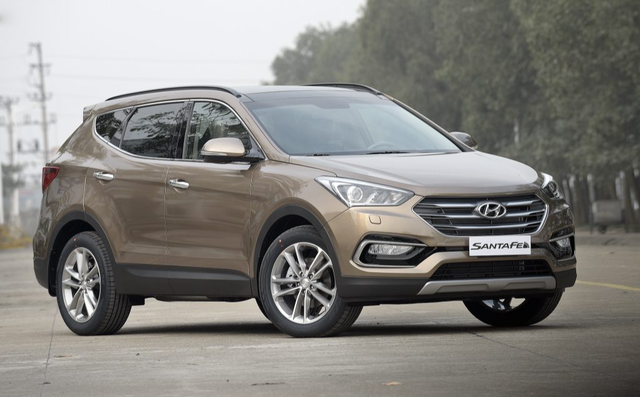 Gần 5 700 xe Hyundai Santa Fe ở Việt Nam bị triệu hồi vì nguy cơ lỗi phanh