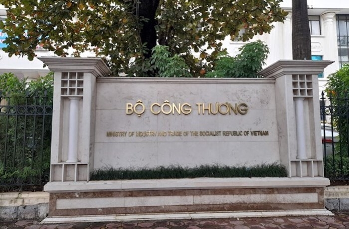 Bắt cựu Phó Vụ trưởng Vụ Thị trường trong nước của Bộ Công Thương