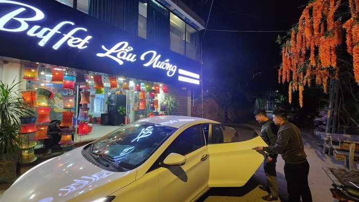 Nở rộ dịch vụ lái xe hộ cho khách nhậu tránh bị CSGT phạt