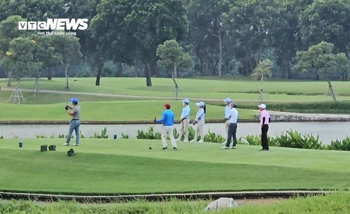 Giám đốc sở đi chơi golf trong giờ hành chính Phó Thủ tướng yêu cầu xử lý nghiêm nếu có vi phạm