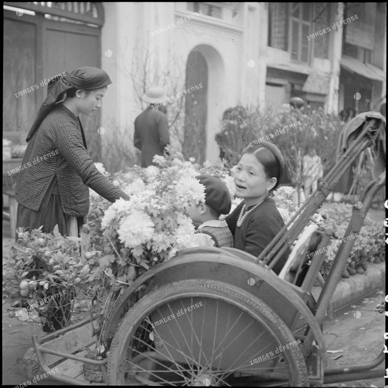 Hình ảnh quý hiếm Tết ở Hà Nội năm 1952