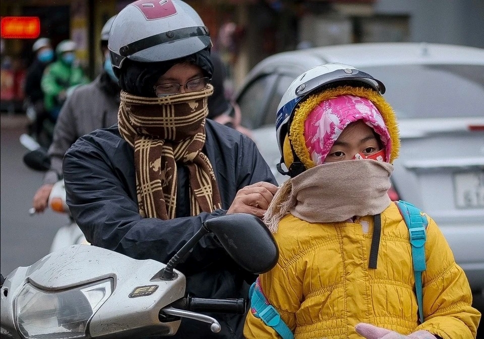 Hàng trăm nghìn học sinh phải nghỉ học để tránh rét