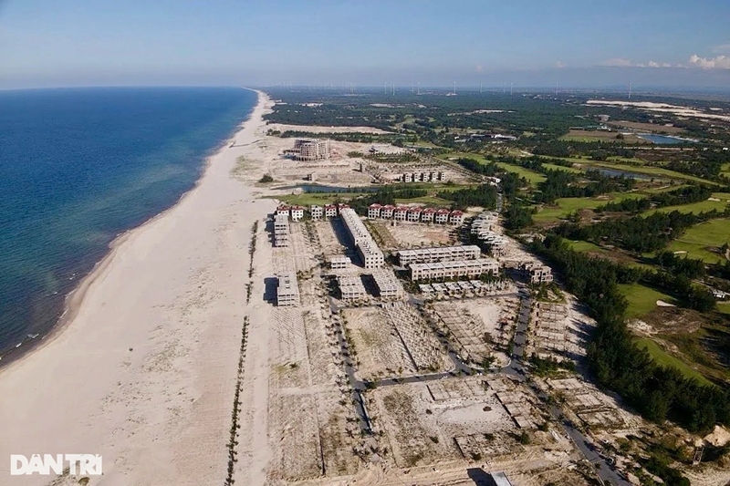 Siêu dự án 20 000 tỷ đồng của FLC dang dở, hoang tàn bên biển Quảng Bình