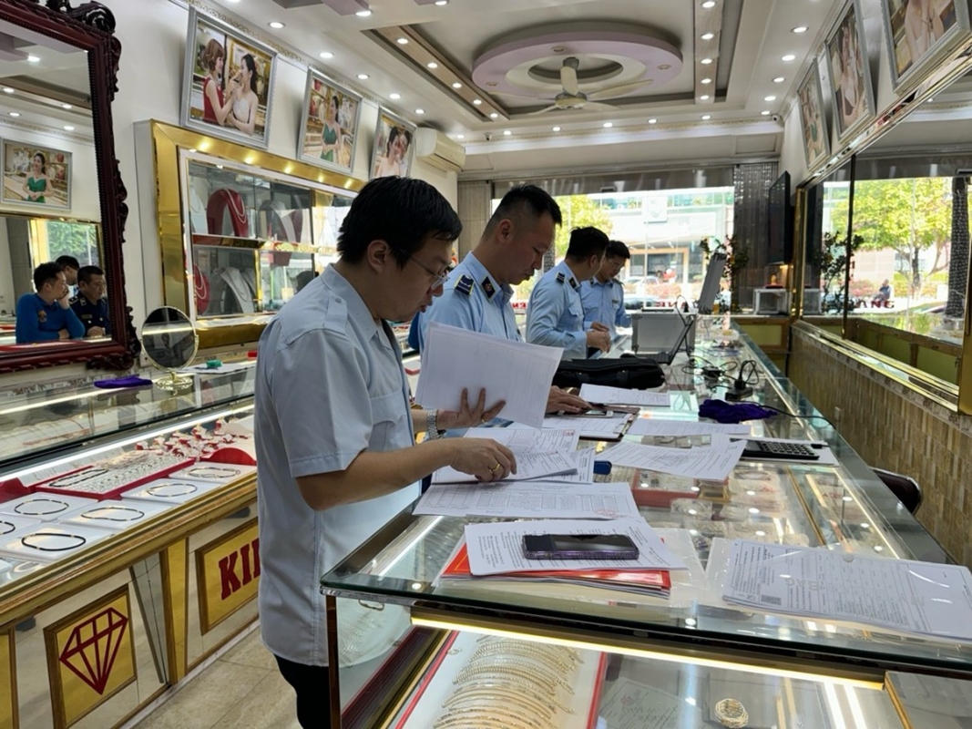 Quảng Ninh Phát hiện hàng chục cơ sở kinh doanh vàng vi phạm