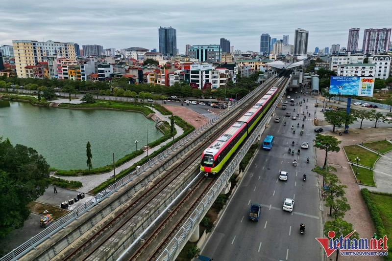 Đề xuất tàu điện không ray cho giao thông Hà Nội Cần lộ trình cụ thể
