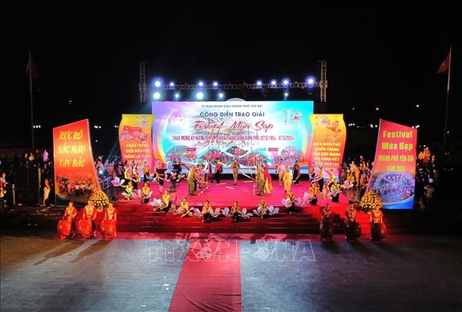 Hơn 3 000 diễn viên tham gia Festival múa sạp Rực rỡ sắc màu Tây Bắc