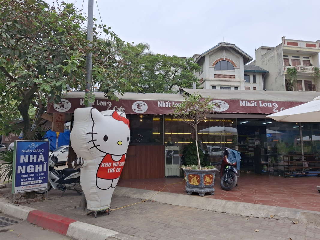 Hoàng Mai Hà Nội  Hàng trăm mét vuông đất nông nghiệp “biến thành” quán Cafe, khu vui chơi tại phường Hoàng Liệt