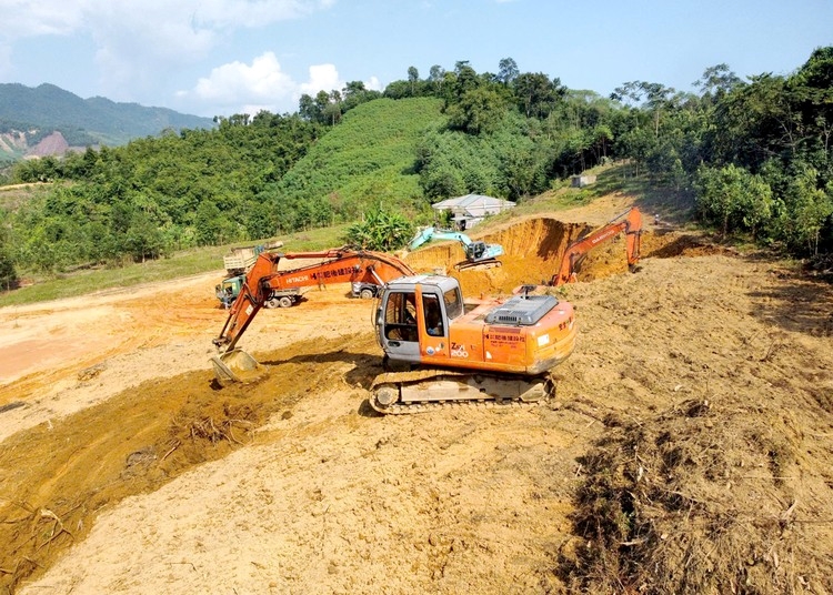 Gói thầu xây lắp 61 tỷ đồng ở huyện Quang Bình Hà Giang  Tùy tiện đánh giá hồ sơ dự thầu