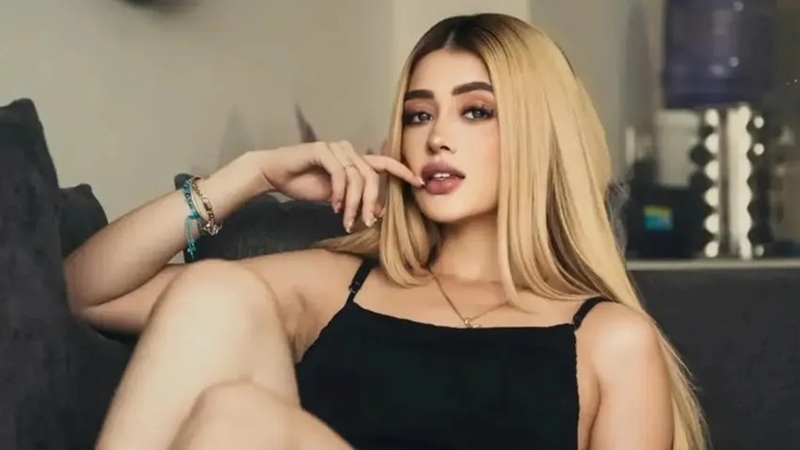 Rúng động tin người đẹp Mexico bị bắn chết khi đang livestream