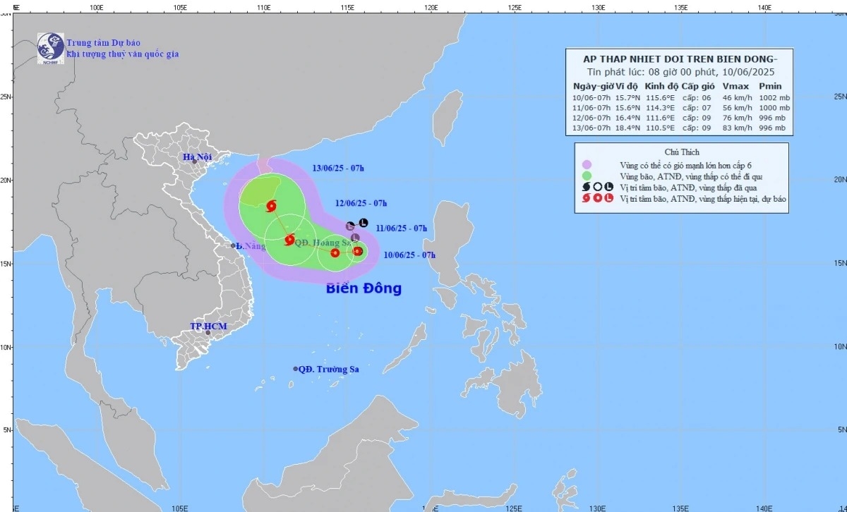 Áp thấp nhiệt đới hướng về khu vực quần đảo Hoàng Sa, có khả năng mạnh lên thành bão