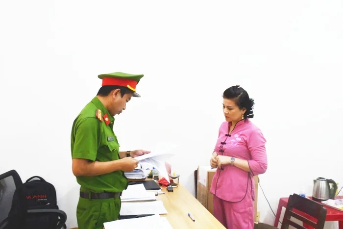 Công an thông tin toàn bộ vụ việc bảo mẫu ở Quảng Ngãi ném bé trai 14 tháng gây chấn thương sọ não