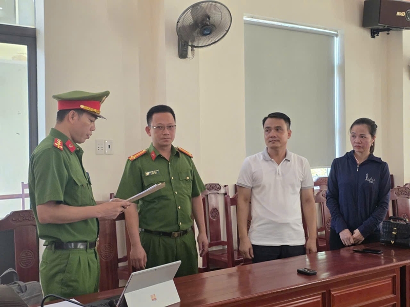 Hiệu trưởng nâng điểm thi, tráo vị trí thủ khoa Gian lận có tổ chức trong môi trường giáo dục