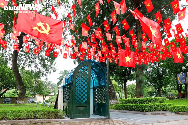 Căn hầm tuyệt mật ở Hà Nội lần đầu mở cửa đón khách tham quan