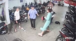 Vụ cô gái hạ gục thanh niên xăm trổ Nhân chứng tiết lộ câu nói khiến cô gái sôi máu