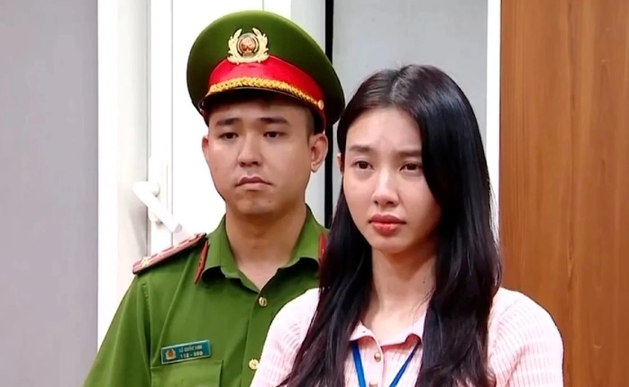 Sau phiên livestream bán kẹo Kera thu về 400 triệu, Hoa hậu Thùy Tiên đòi tăng cổ phần