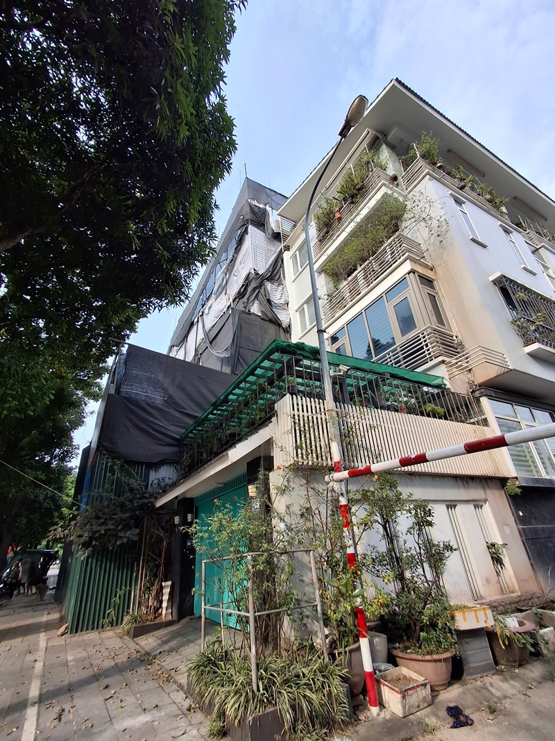 Cầu Giấy Cộng đồng, người dân thông tin căn nhà số 101 Khúc Thừa Dụ xây dựng không phù hợp quy hoạch, cần kiểm tra đảm bảo công tác quản lý