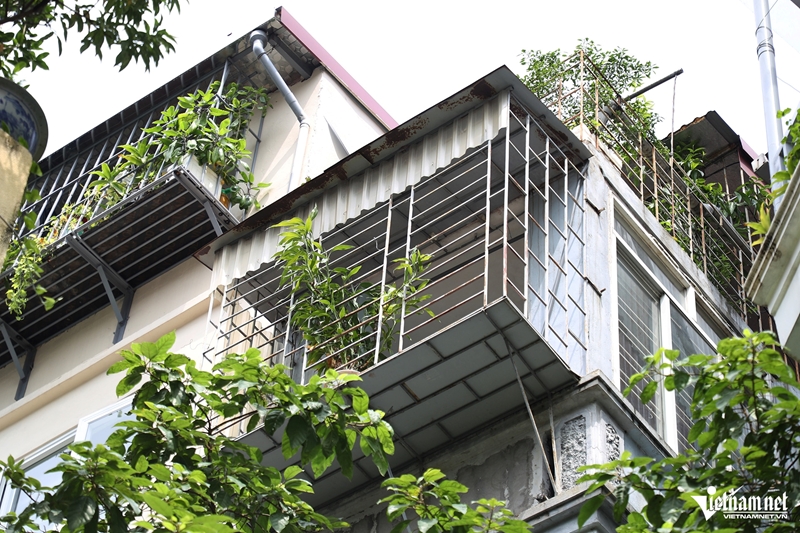 Vụ cháy khiến 5 người chết ở Hà Nội Ám ảnh cảnh ngõ sâu, chuồng cọp quây kín