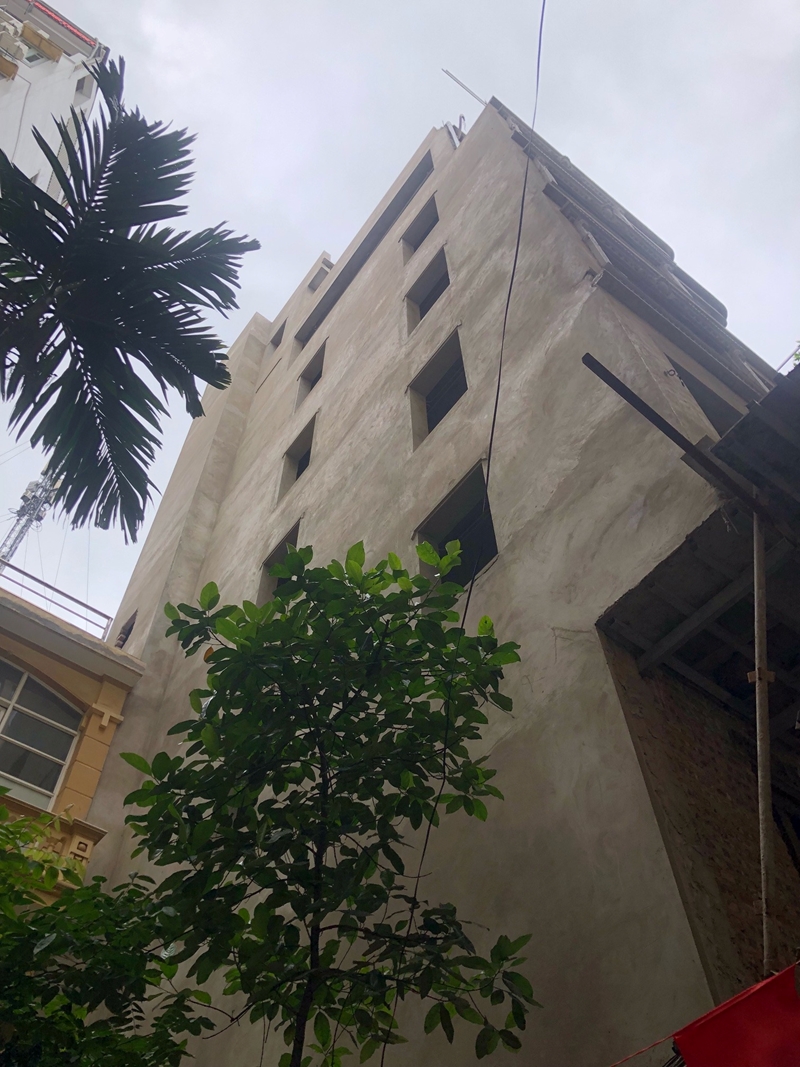 Phường Ô Chợ Dừa Cần kiểm tra nhiều ngôi nhà chiều cao vượt trội quanh khu vực Hồ Đống Đa, đảm bảo quy hoạch chung Thành phố