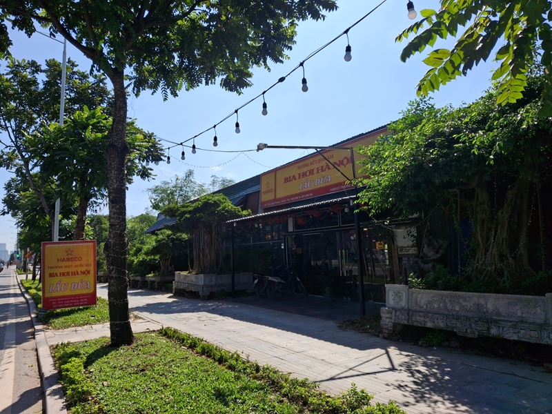 Quán “Bia hơi – Lẩu Dừa” trên đường Trịnh Văn Bô Cần sớm làm rõ việc sử dụng đất và bảo đảm trật tự xây dựng