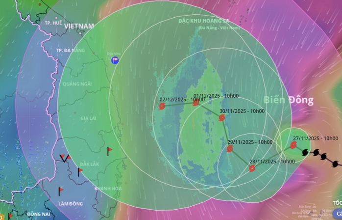 Bão số 15 dự báo đổi hướng liên tục, luẩn quẩn nhiều ngày trên biển
