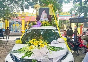 Cô dâu ở Huế qua đời trước ngày cưới, chú rể làm hành động rơi nước mắt