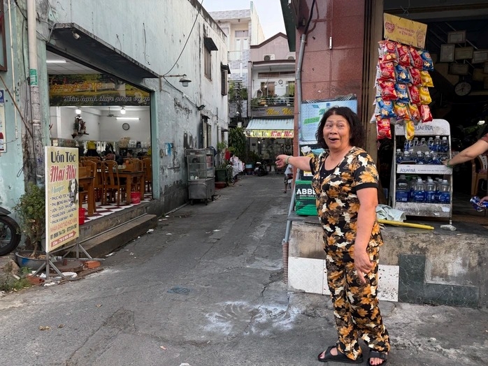 Xôn xao clip đạo tì ở TPHCM làm rơi quan tài trong lúc đưa tang