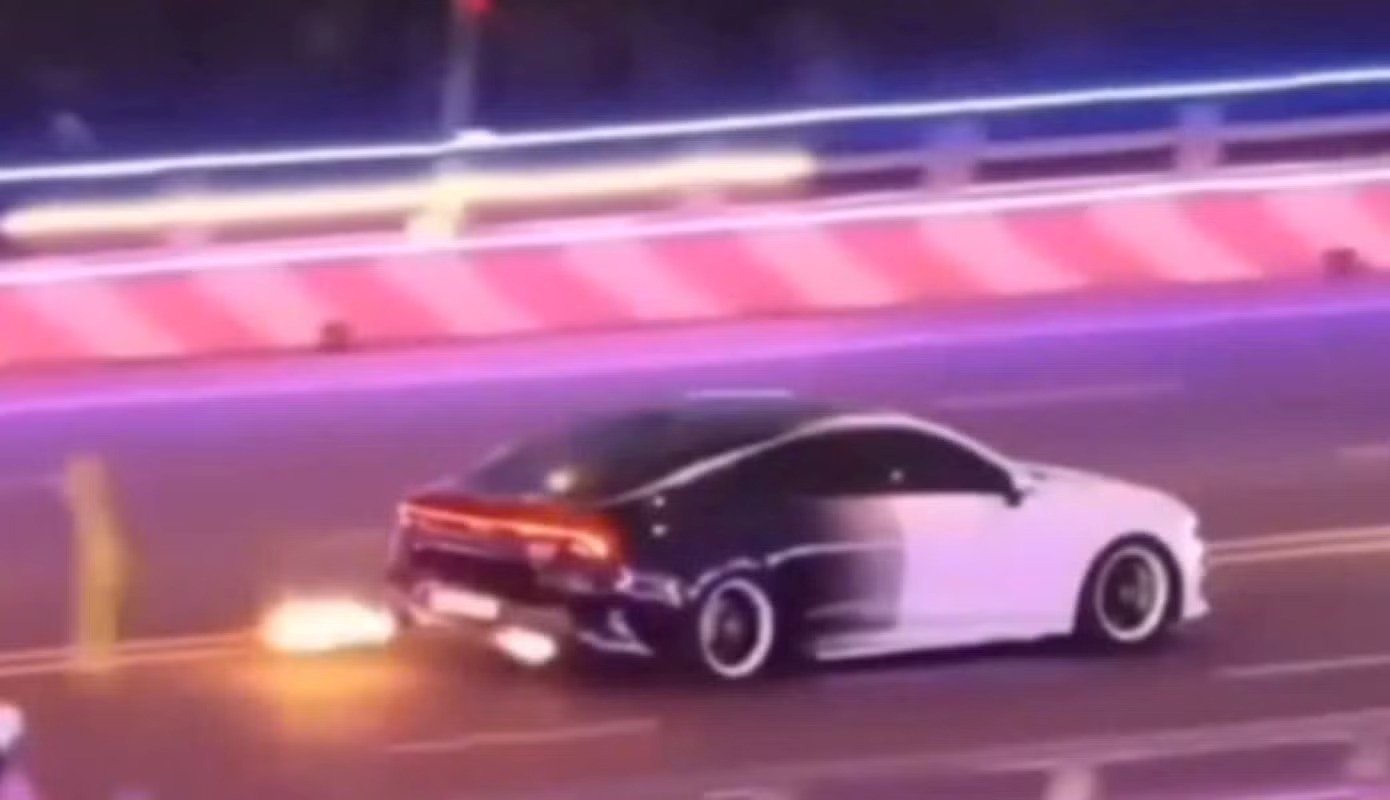 Xử phạt tài xế ôtô nẹt pô phun lửa gây xôn xao ở Đắk Lắk