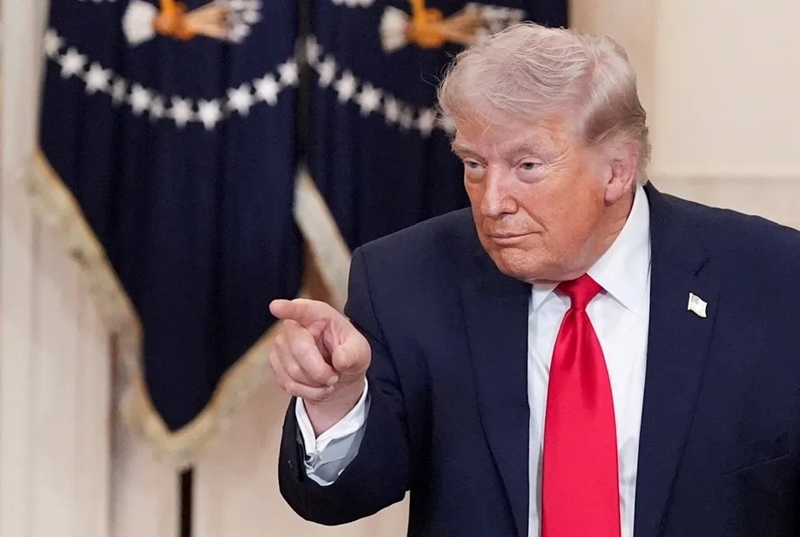 Tổng thống Trump gây chấn động