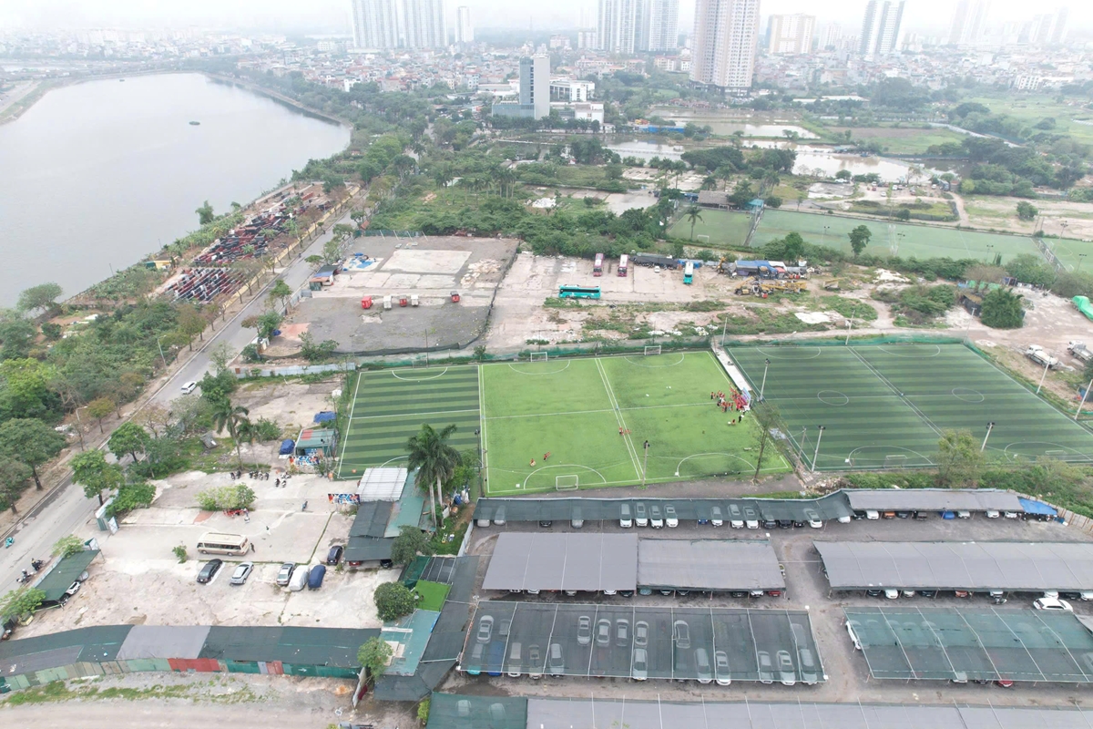 Hoàng Liệt Từ bãi xe trái phép đến trật tự xây dựng tràn lan kéo dài, chính quyền ở đâu