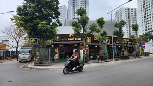 Hoàng Liệt Hà Nội  Sai phạm trật tự xây dựng, bãi xe trái phép kéo dài, UBND TP yêu cầu kiểm tra, xử lý nghiêm