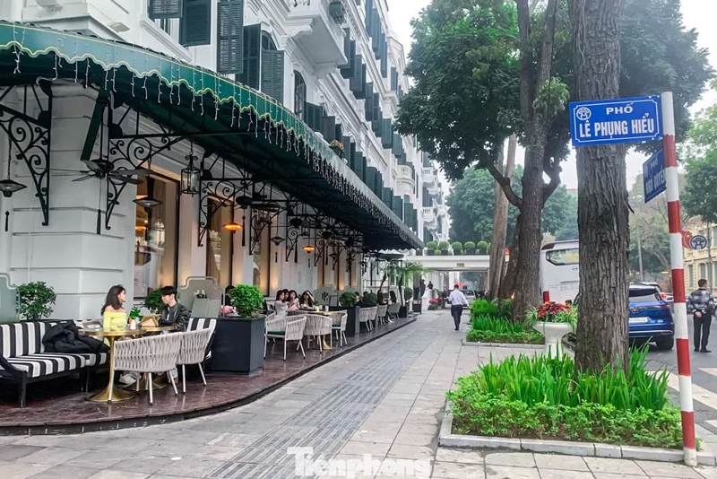 Hà Nội Phí thuê vỉa hè, lòng đường cao nhất gần 400 ngàn đồng m2
