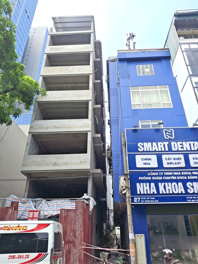 Hà Nội Để xảy ra nhiều ngôi nhà có dấu hiệu không phù hợp quy hoạch tại phường Phú Diễn, trách nhiệm quản lý cần được làm rõ