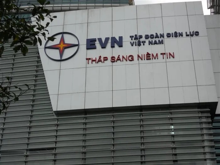 EVN xóa hết lỗ lũy kế, cầm hơn 150 000 tỷ gửi ngân hàng