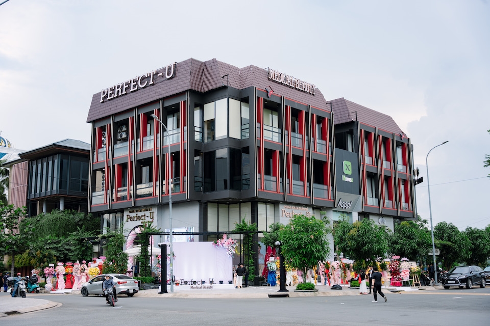 Phạt 90 triệu đồng, đình chỉ 18 tháng Phòng khám Thẩm mỹ AI K Plus