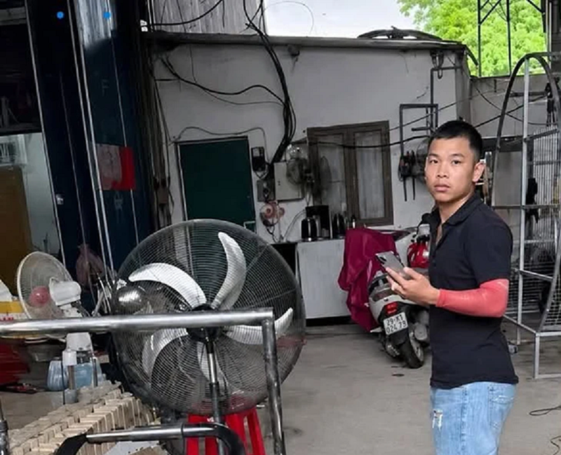 Khánh Sky bị bắt sau vụ livestream tại xưởng Vua Quạt