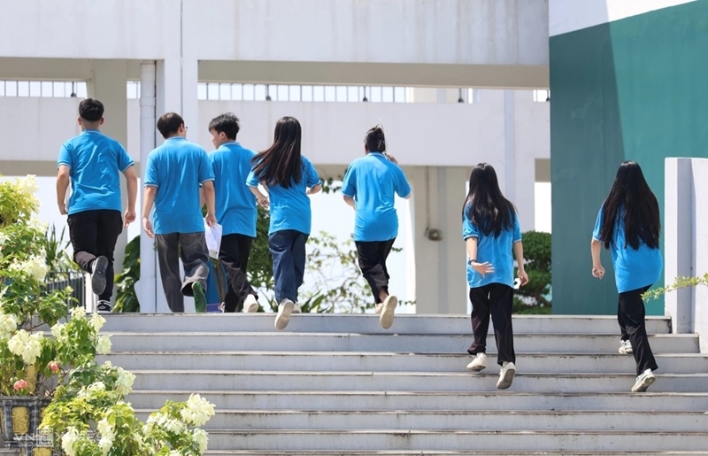 Không thí sinh chuyên Tuyên Quang nào đạt 10 điểm Toán thi lại tốt nghiệp