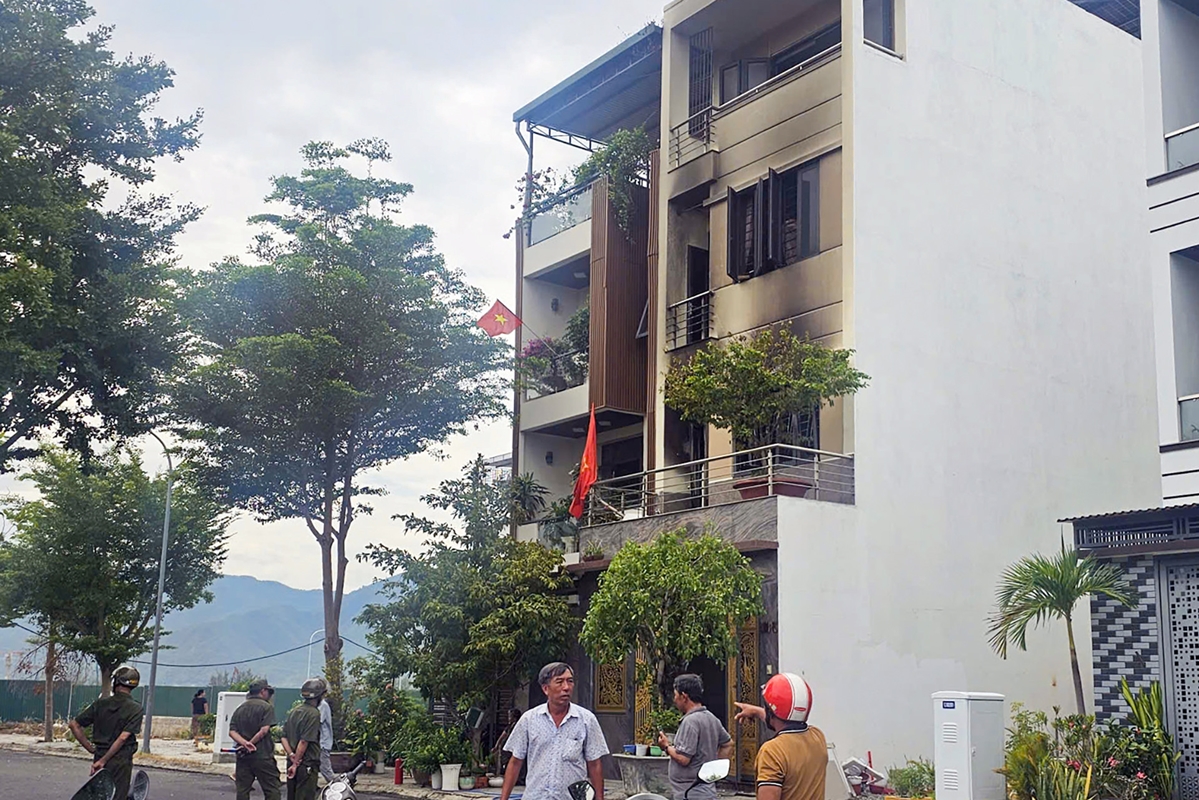 Vụ cháy nhà khiến mẹ chồng, con dâu tử vong Nghi do sạc điện thoại