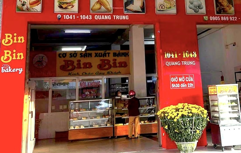 Đã tìm ra nguyên nhân vụ hơn 250 người nhập viện sau ăn bánh mì